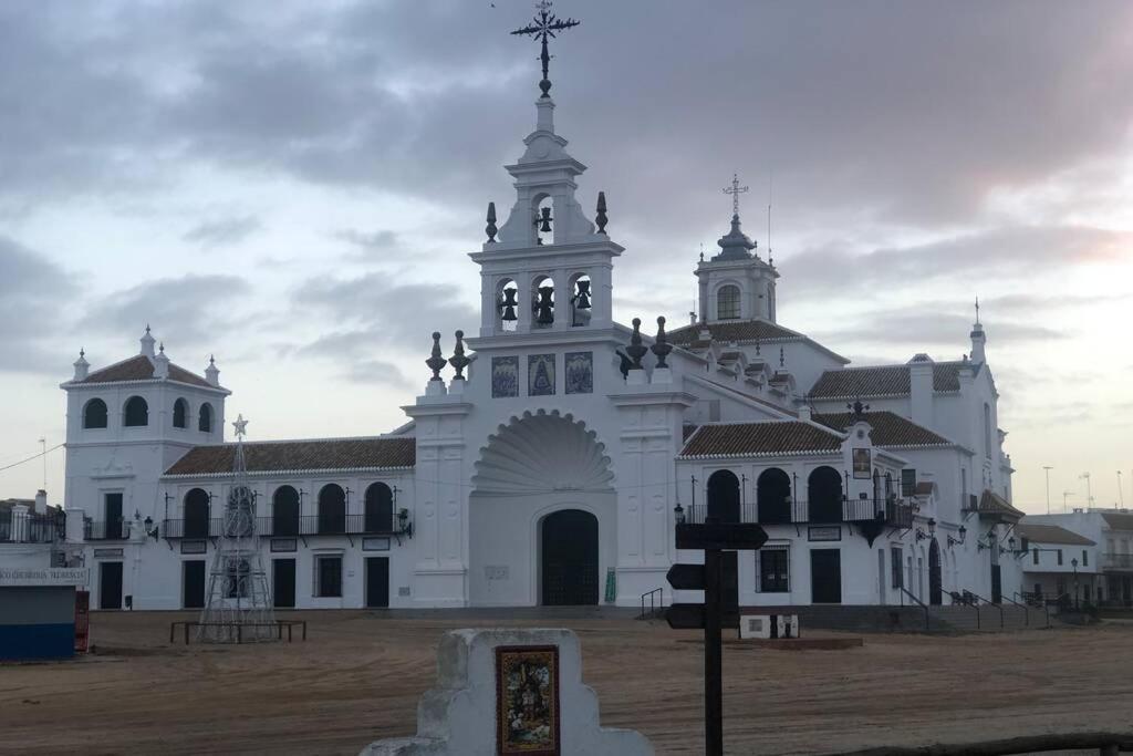 Casa Luz Del Rocio Refugio Con Alma A 8 Minutos De La Ermita Apartment Bagian luar foto