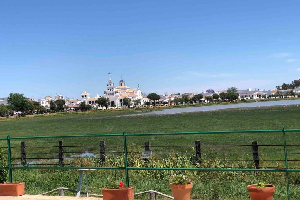 Casa Luz Del Rocio Refugio Con Alma A 8 Minutos De La Ermita Apartment Bagian luar foto